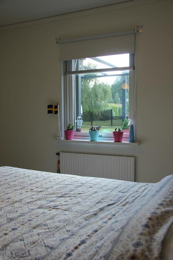 Private Room For Rent In A Villa With Garden View Almhult  Exterior photo